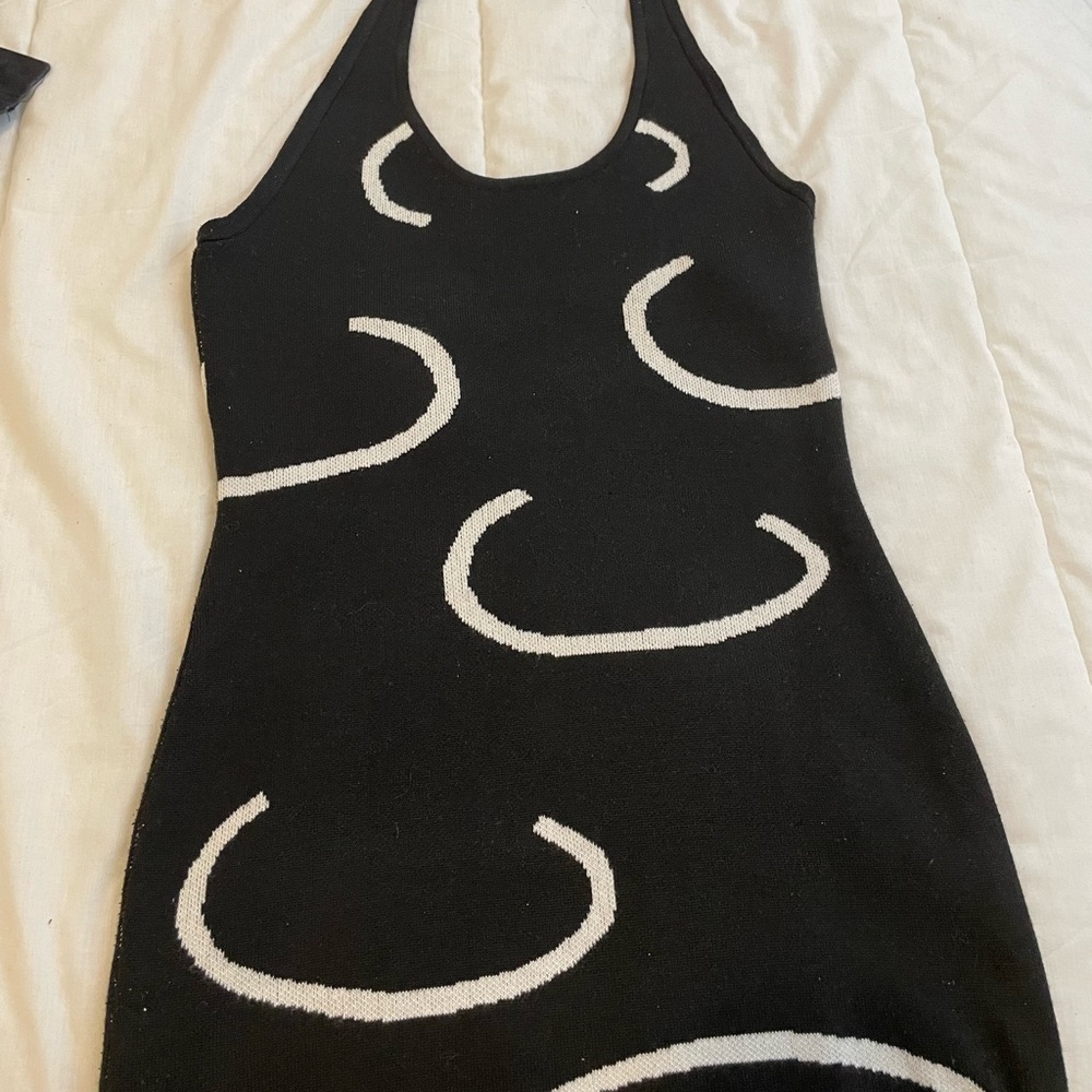 Black and White Backless Patterned Dress